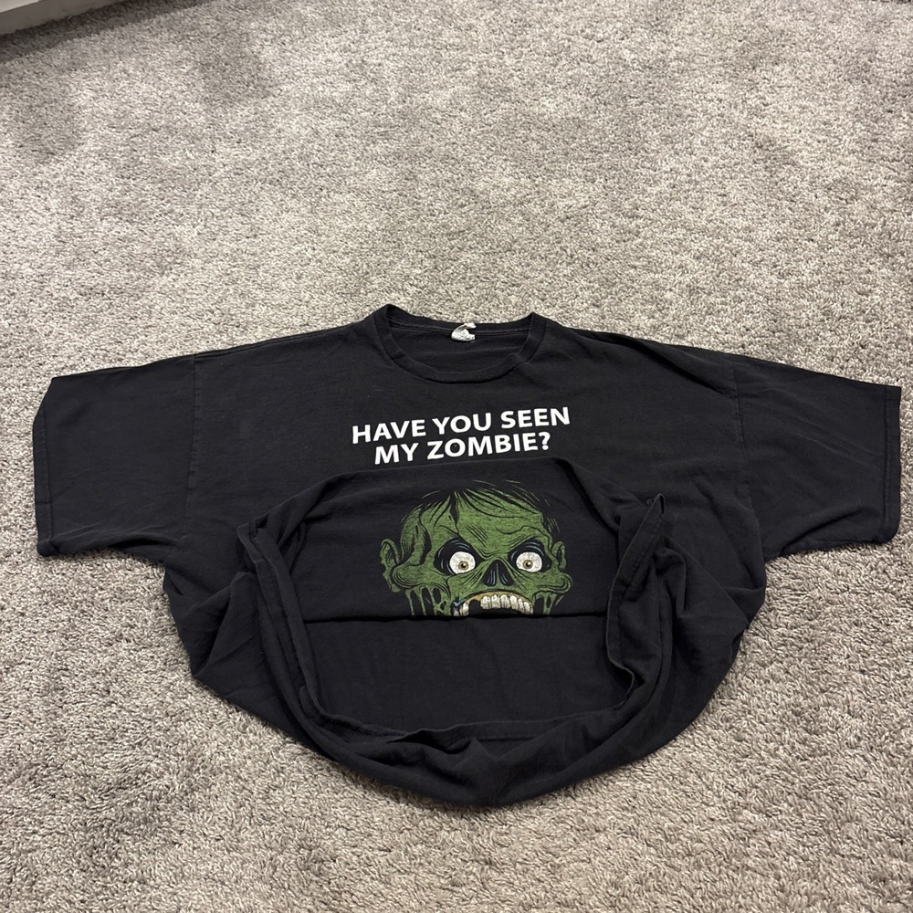 Vintage Have You Seen My Zombie Hidden Under The Shirt Graphic Faded T-Shirt 2XL